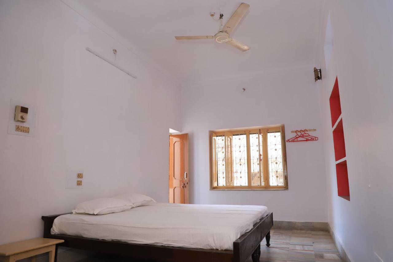The Brahma Space Pushkar Chambre photo